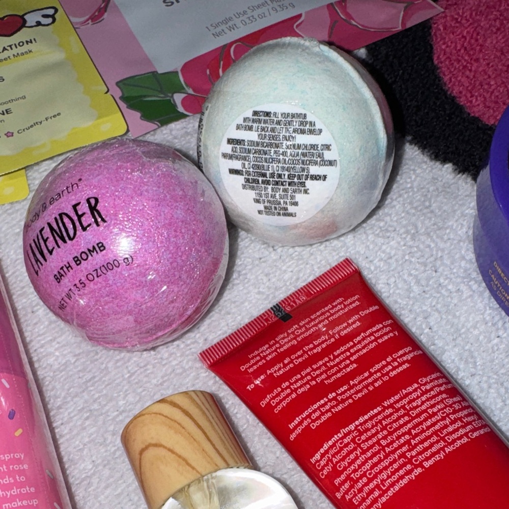 Ulta Beauty bundle! - Picture 4 of 5
